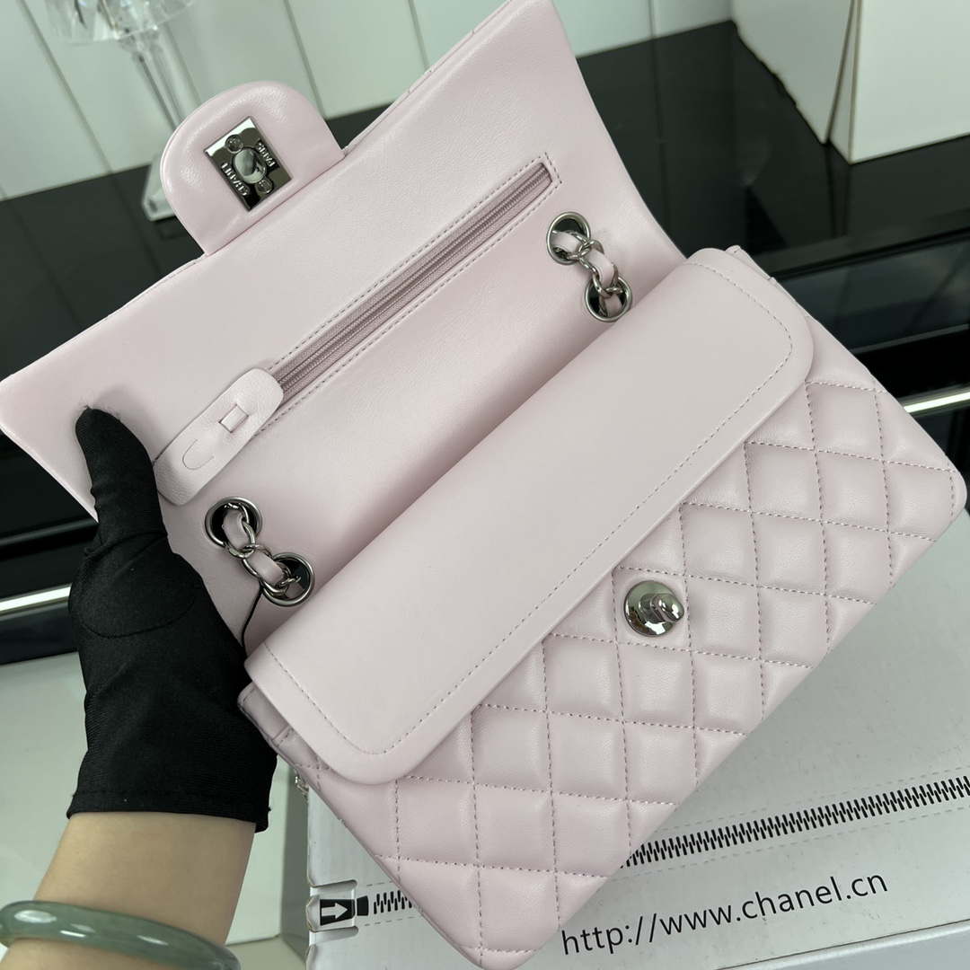Chanel A01117 Flap Handbag Classic Bag Light Pink Lambskin | chanel a01117 flap handbag classic bag lambskin 315 4d586b7f cf1c 48ce 873a 99fa16438e38