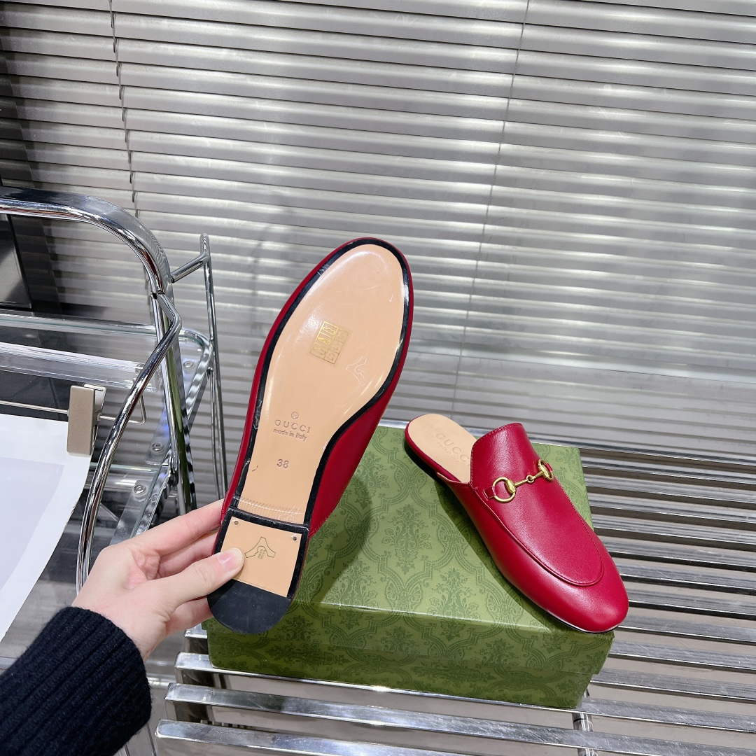 Gucci 423513 Women's Princetown Leather Slipper G53190 | gucci 423513 womens princetown leather slipper g53190 9