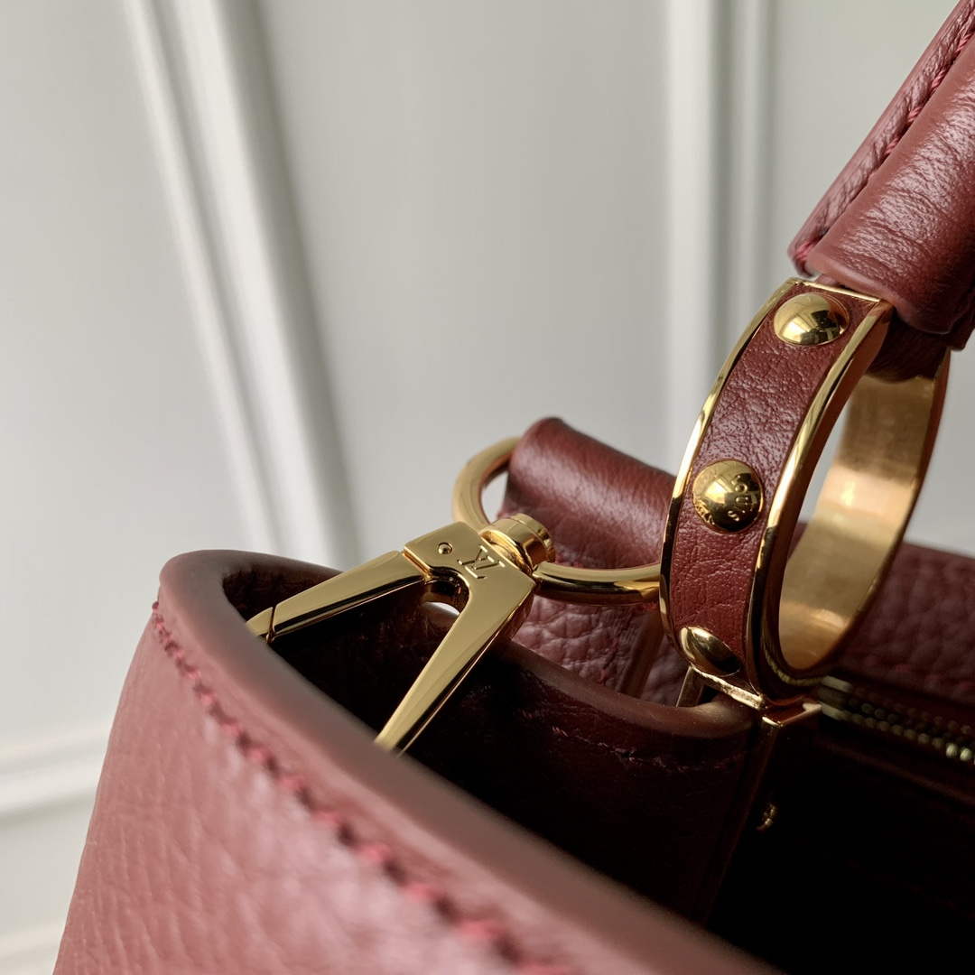 LV M25128 Louis Vuitton Capucines MM Handbag Griotte Red | lv m25128 louis vuitton capucines mm handbag griotte red 7