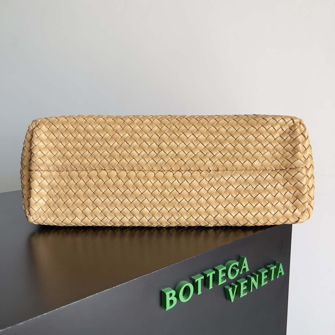 Bottega Veneta BV 608811 Large Cabat Bag Bv0027 | bottega veneta bv 608811 large cabat bag bv0027 005