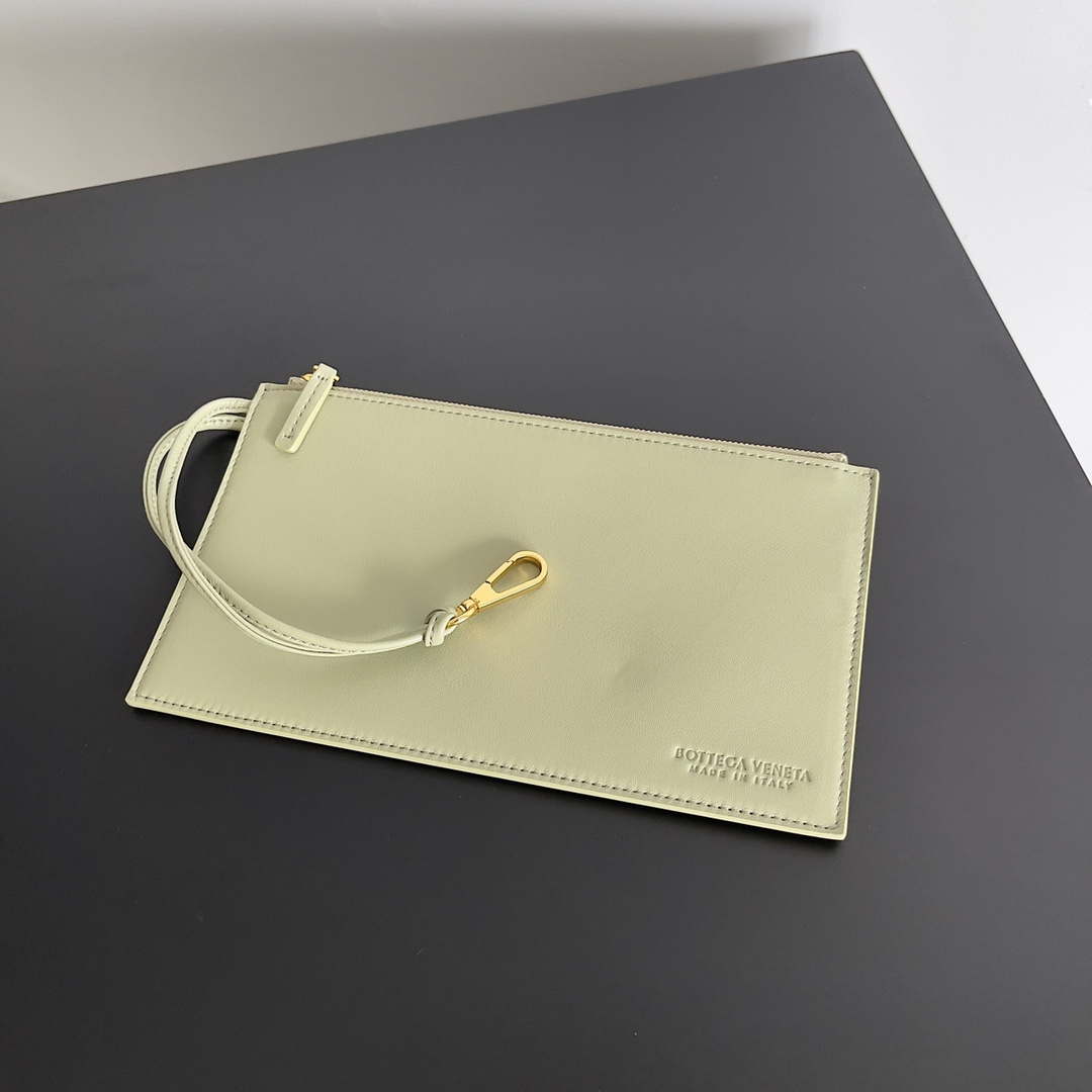 Bottega Veneta BV 608811 Large Cabat Bag Bv0028 | bottega veneta bv 608811 large cabat bag bv0028 006