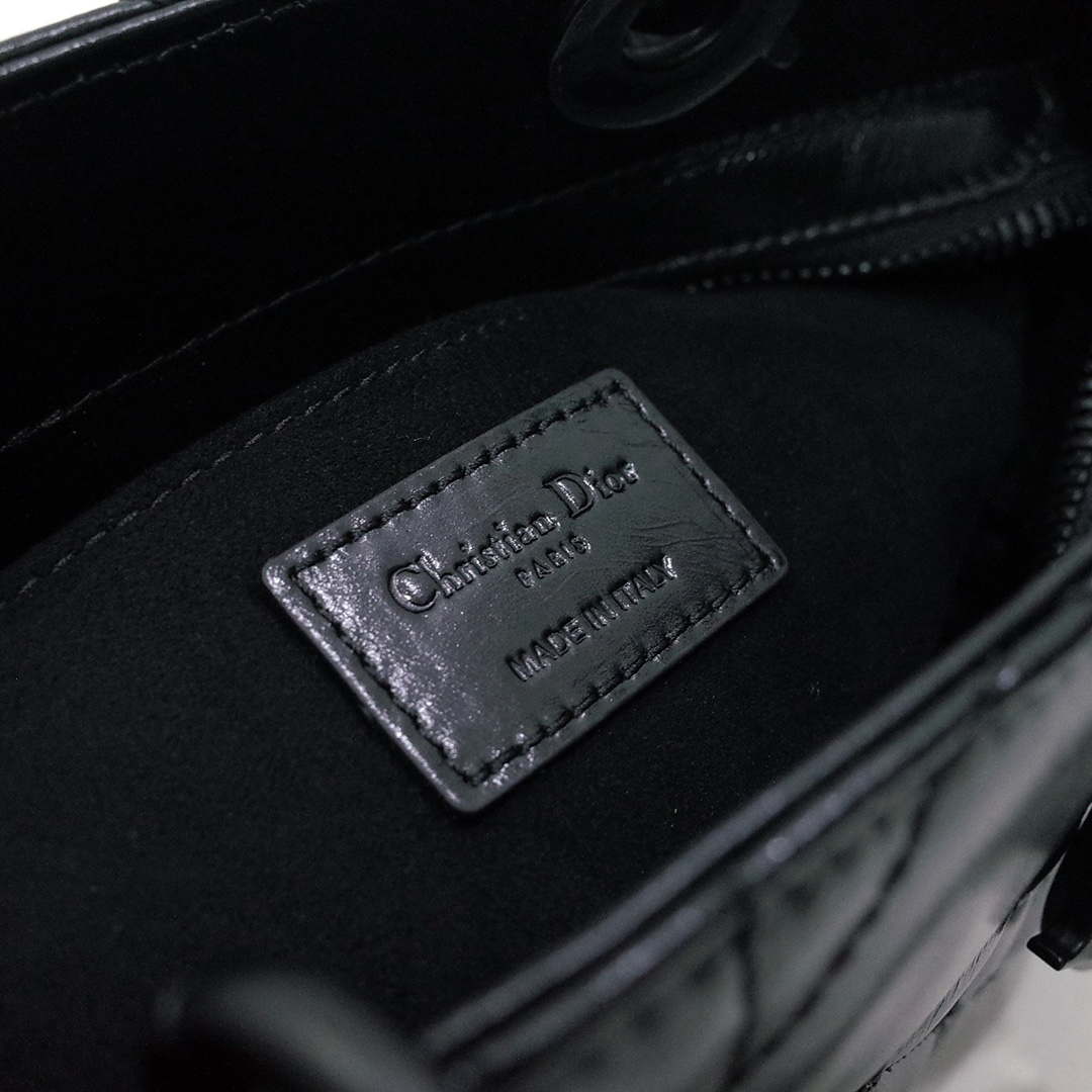 Dior M1151 Small Lady D-Sire My ABCDior Bag Black Macrocannage Crinkled Calfskin | dior m1151 small lady d sire my abcdior bag black macrocannage crinkled calfskin 009