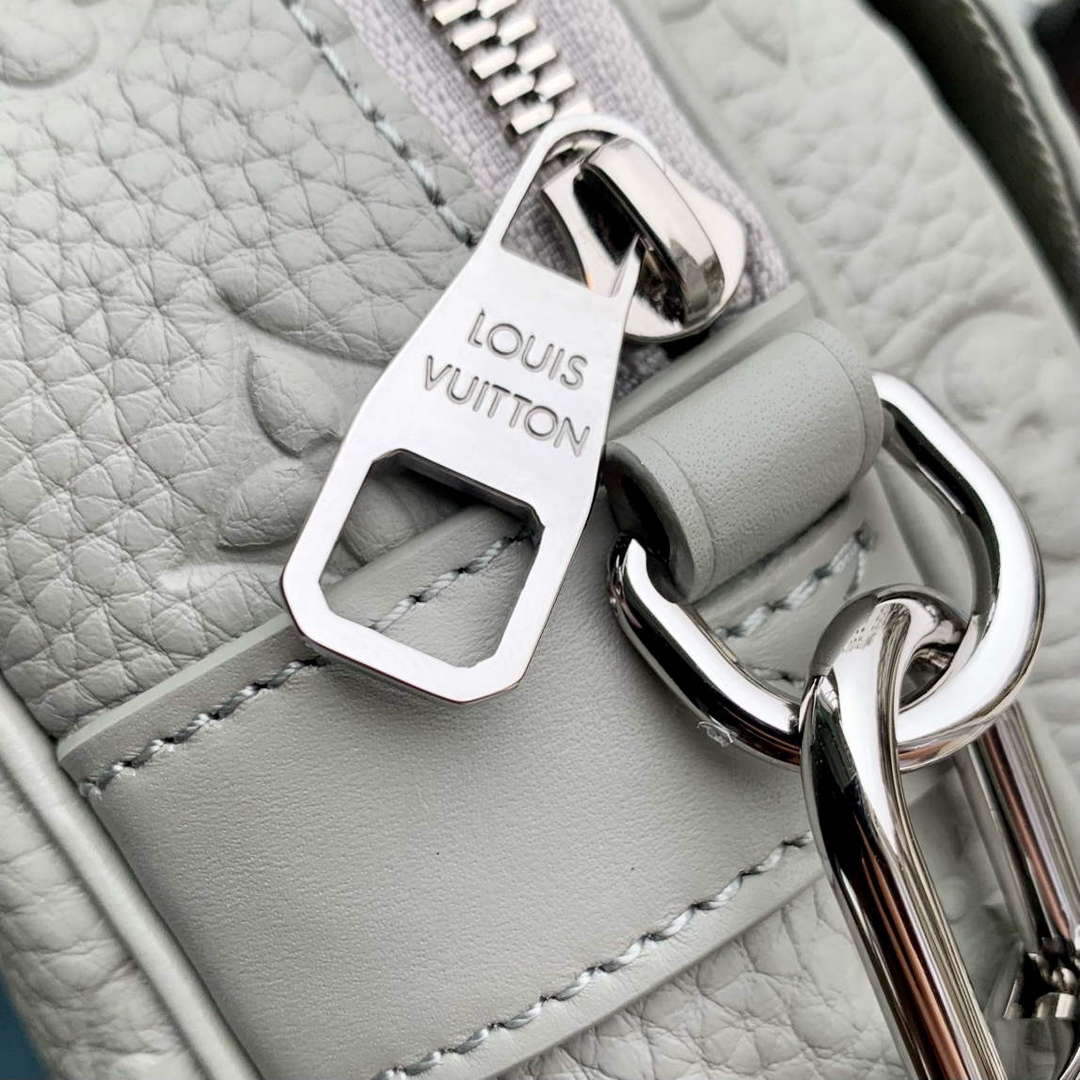LV M23152 Louis Vuitton S-Lock Messenger City Bag Mineral Gray | lv m23152 louis vuitton s lock messenger city bag mineral gray 7