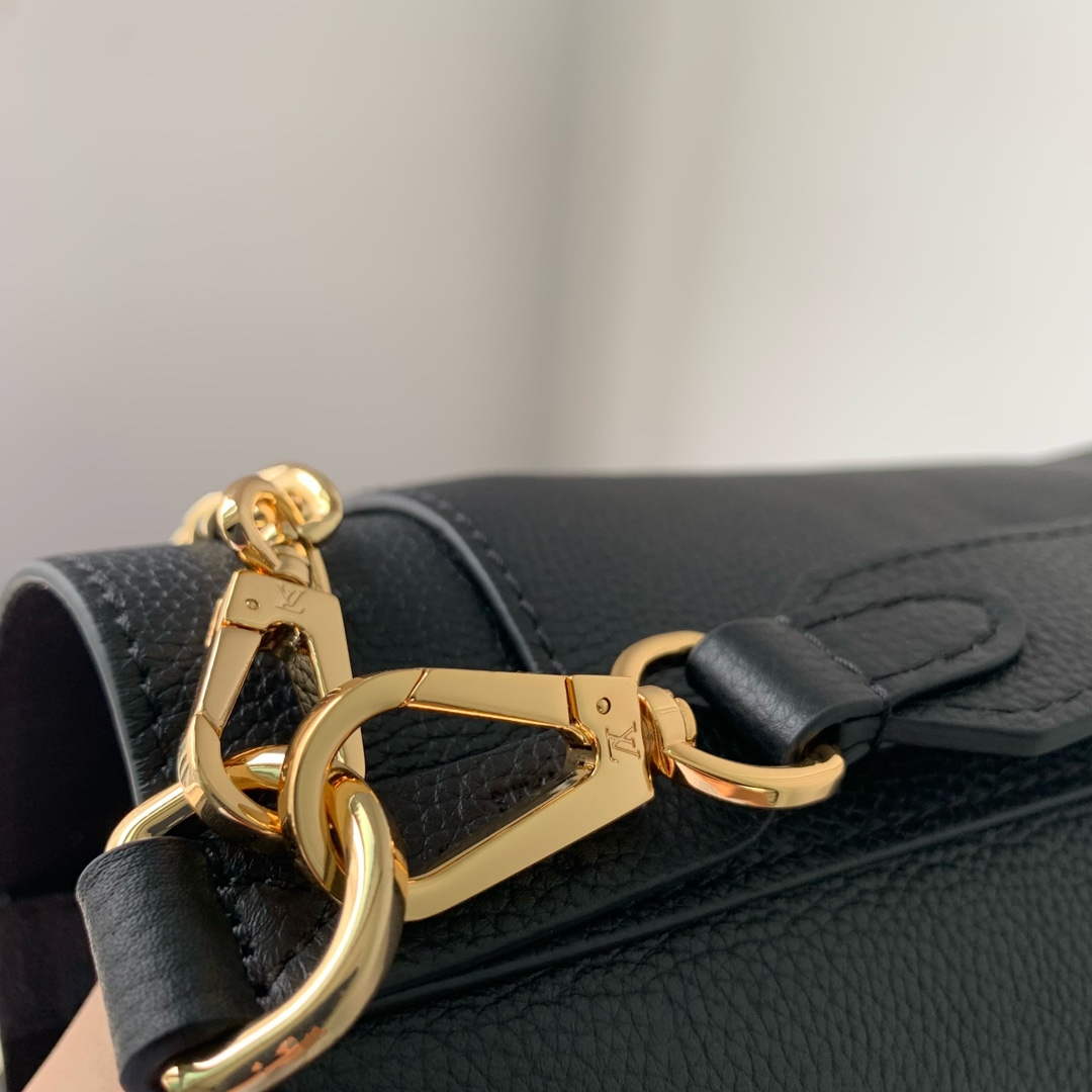 LV M24006 Louis Vuitton Lock and Walk Bucket Bag Black | lv m24006 louis vuitton lock and walk bucket bag black 6