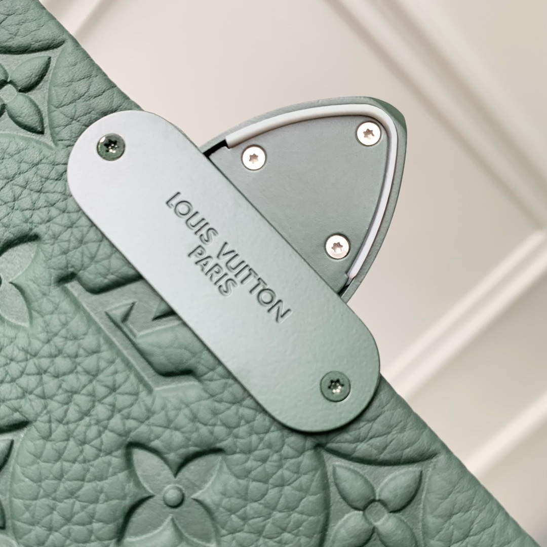 LV M24439 Louis Vuitton S-Cape Messenger Bag Forest Green | lv m24439 louis vuitton s cape messenger bag forest green 7