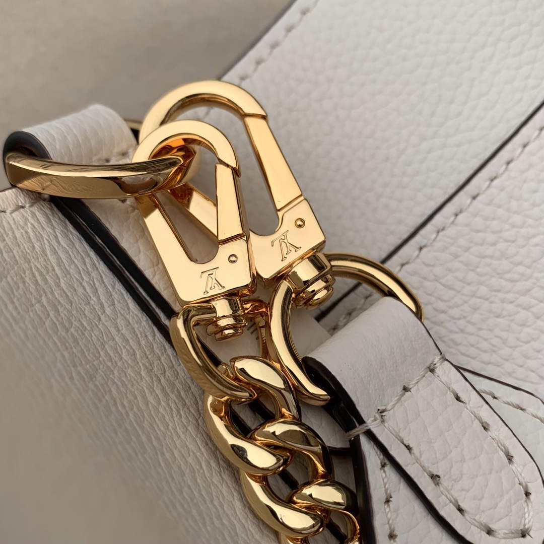 LV M24638 Louis Vuitton Lock and Walk Bucket Bag Quartz | lv m24638 louis vuitton lock and walk bucket bag quartz 7