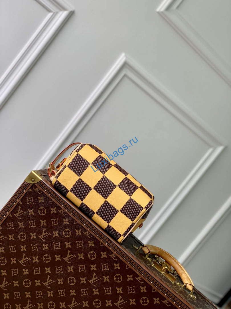 LV N40567 Louis Vuitton Locker Dopp Kit Bag Yellow Damier Other | lv n40567 louis vuitton locker dopp kit bag yellow damier damier other 4