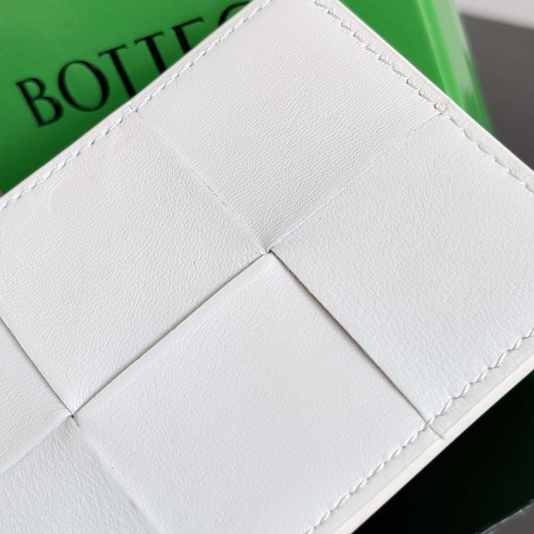 Bottega Veneta BV 649597 Cassette Credit Card Case bv70032 | bottega veneta bv 649597 cassette credit card case bv70030 024