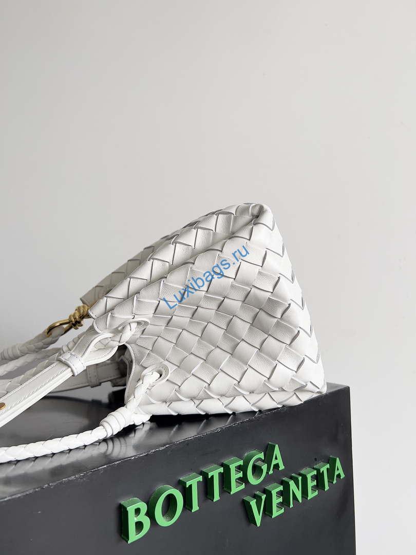 Bottega Veneta BV 796569VCPPT8060 Small Andiamo Parachute White | bottega veneta bv 796569vcppt2190 small andiamo parachute white 002
