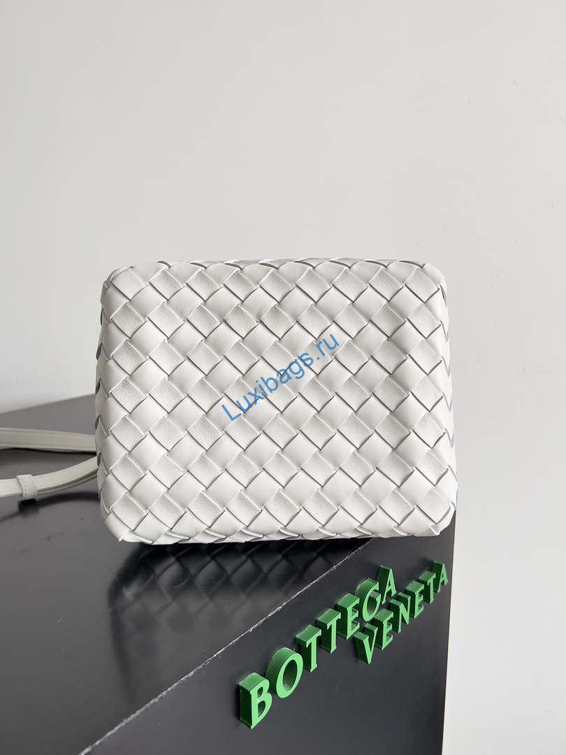 Bottega Veneta BV 796569VCPPT8060 Small Andiamo Parachute White | bottega veneta bv 796569vcppt2190 small andiamo parachute white 006