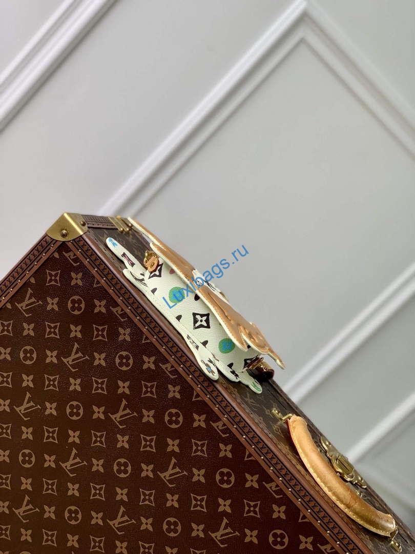 LV M83342 Louis Vuitton Playful Dog On Strap Wearable Wallet White | lv m83342 louis vuitton playful dog on strap wearable wallet white 4