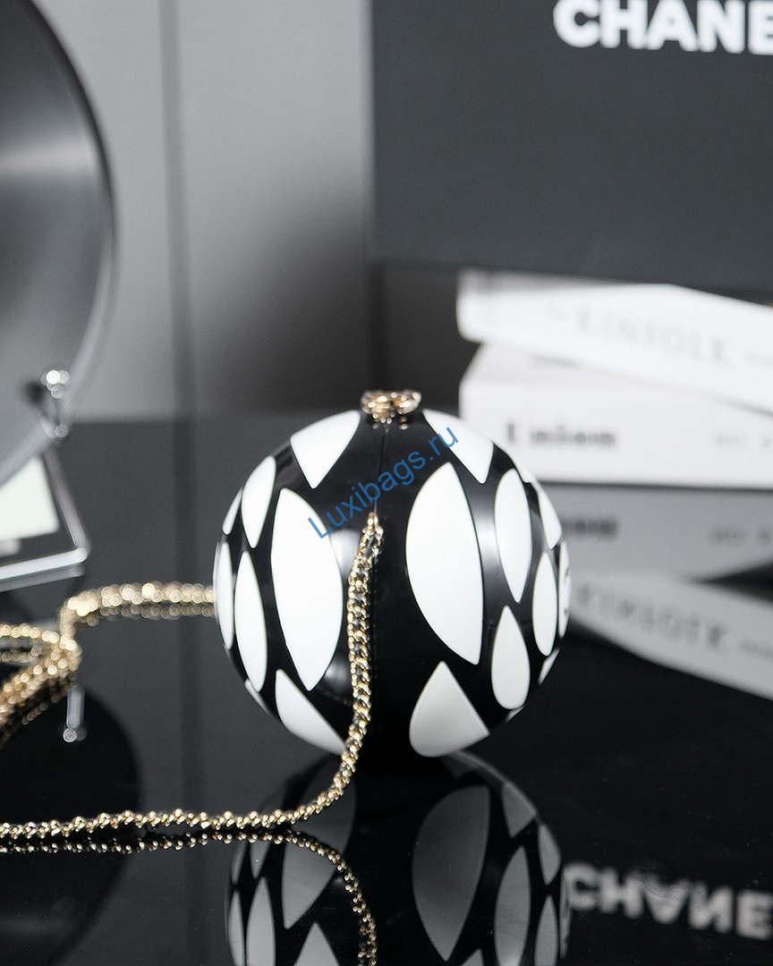 Chanel AS3716 Evening Football Lambskin white | chanel as3716 evening football lambskin white 003