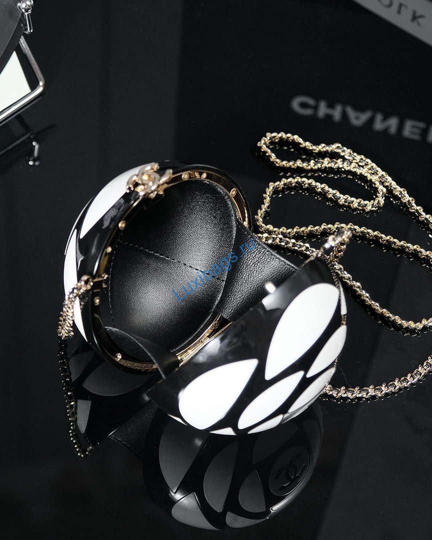 Chanel AS3716 Evening Football Lambskin white | chanel as3716 evening football lambskin white 005