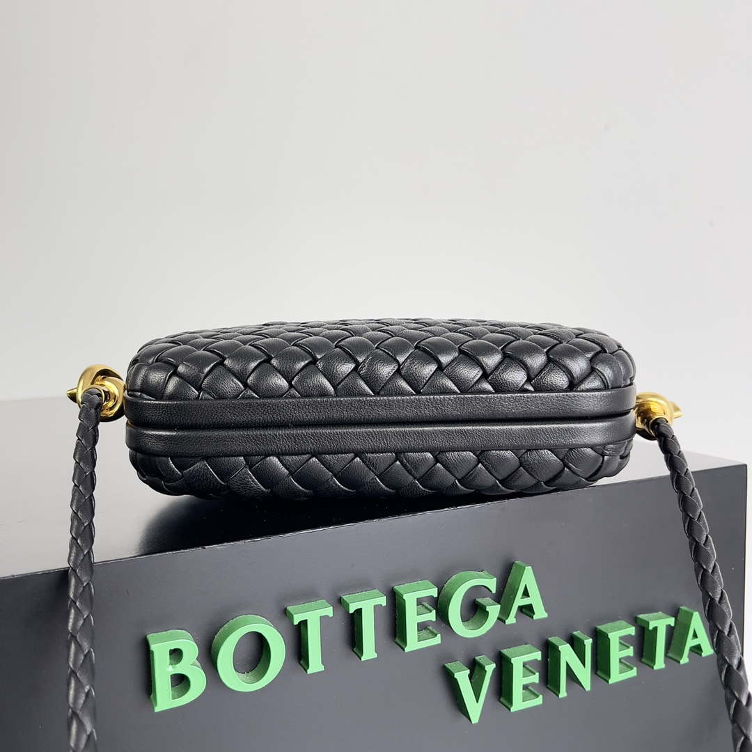 Bottega Veneta BV 717623 Knot Small Handbag With Strap BV10112 | bottega veneta bv 717623 knot small handbag with strap bv10110 011