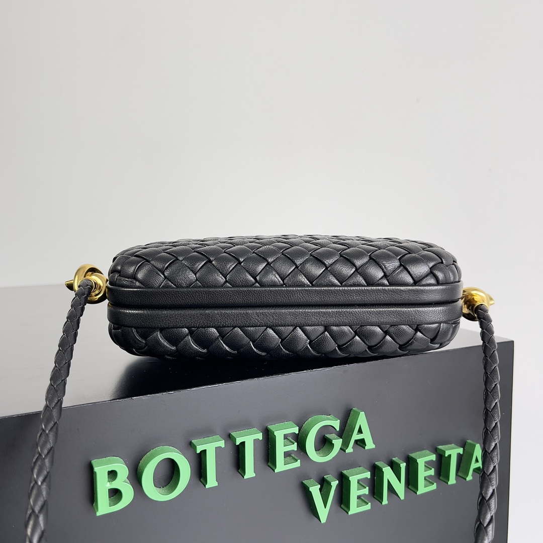 Bottega Veneta BV 717623 Knot Small Handbag With Strap BV10112 | bottega veneta bv 717623 knot small handbag with strap bv10110 015