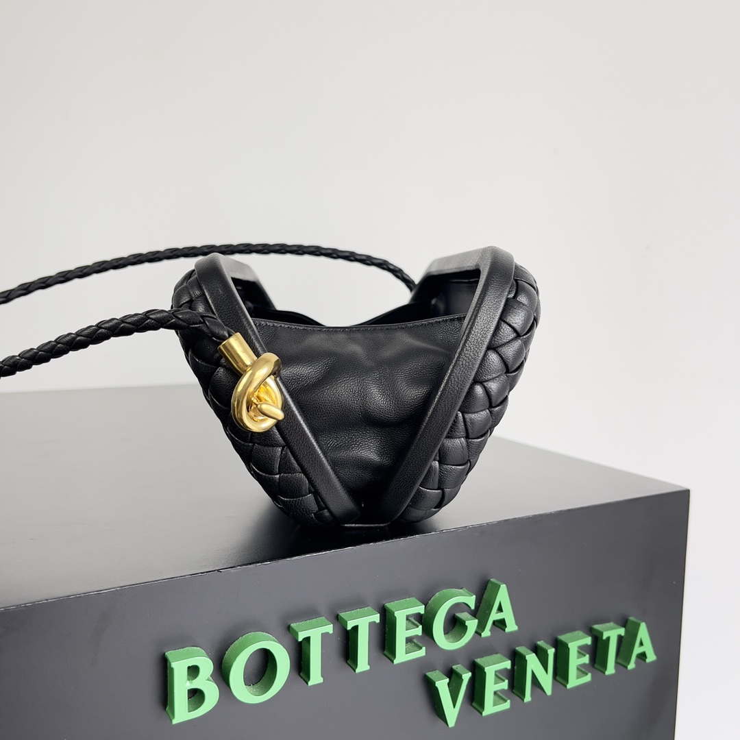 Bottega Veneta BV 717623 Knot Small Handbag With Strap BV10112 | bottega veneta bv 717623 knot small handbag with strap bv10110 016
