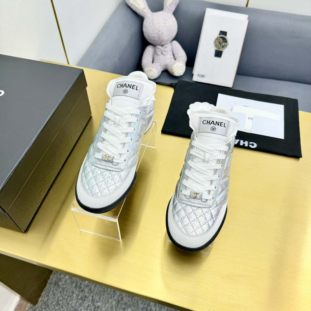 Chanel G39066 Women's 24B Trainer Lambskin Sneaker C912458 | chanel g39066 womens 24b trainer lambskin sneaker c912455 030