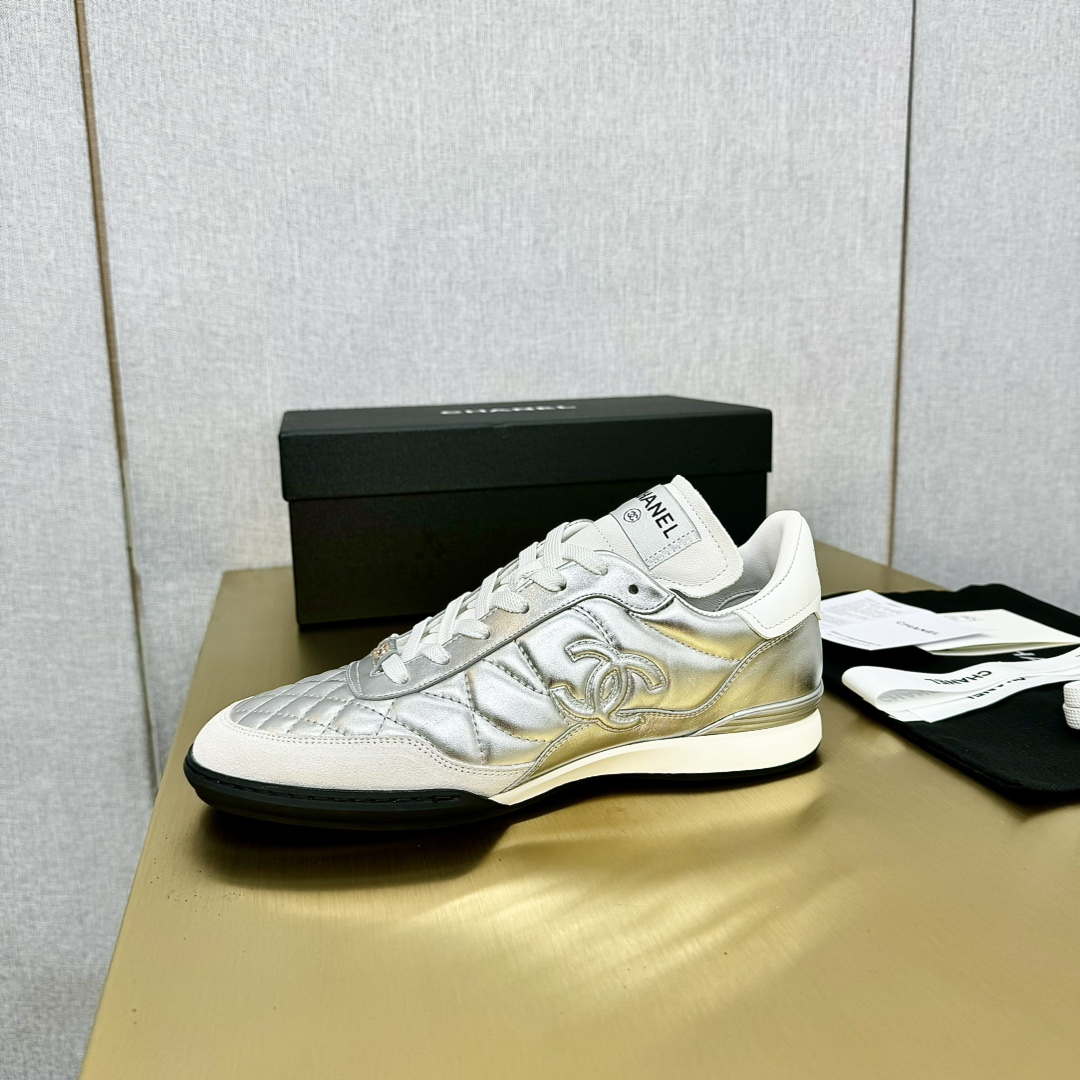 Chanel G39066 Women's 24B Trainer Lambskin Sneaker C912461 | chanel g39066 womens 24b trainer lambskin sneaker c912455 059