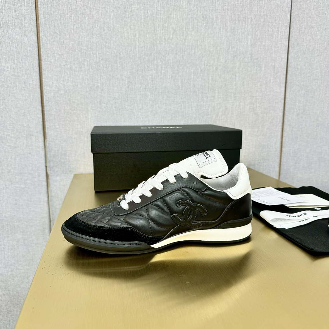Chanel G39066 Women's 24B Trainer Lambskin Sneaker C912463 | chanel g39066 womens 24b trainer lambskin sneaker c912455 074