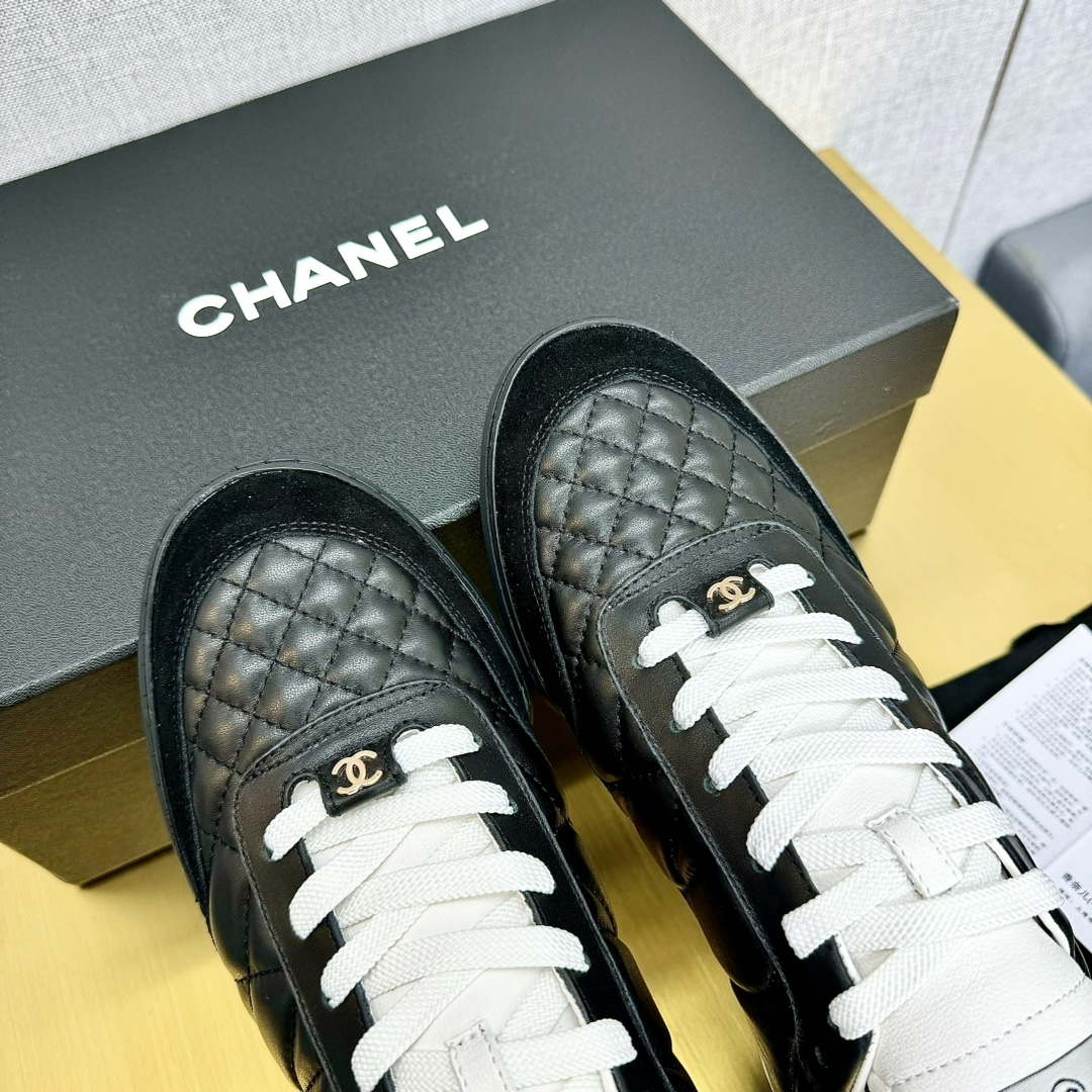 Chanel G39066 Women's 24B Trainer Lambskin Sneaker C912463 | chanel g39066 womens 24b trainer lambskin sneaker c912455 076