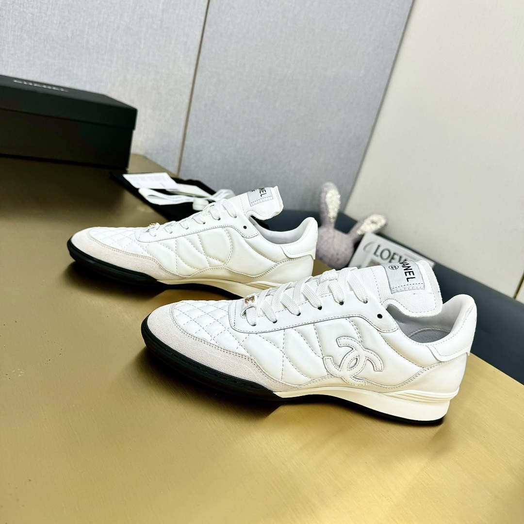 Chanel G39066 Women's 24B Trainer Lambskin Sneaker C912464 | chanel g39066 womens 24b trainer lambskin sneaker c912455 088