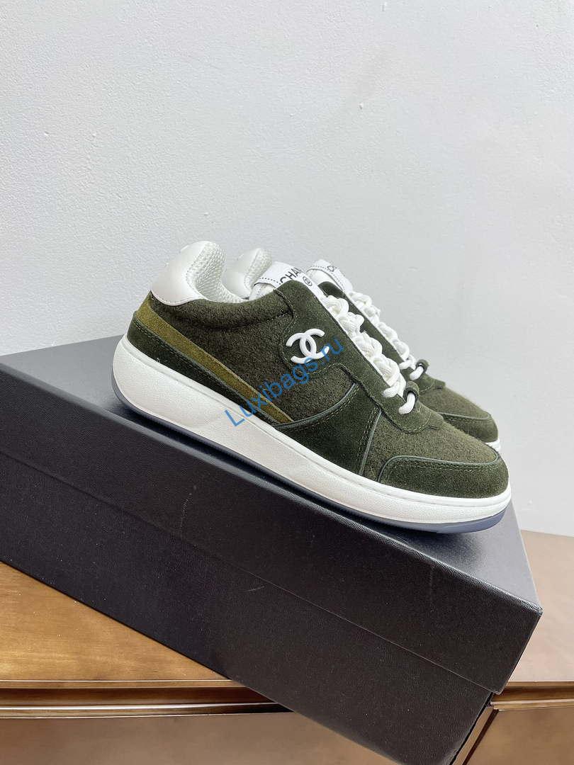 Chanel G39066 Women's 24B Trainer Sneaker C912452 | chanel g39066 womens 24b trainer sneaker c912450 033