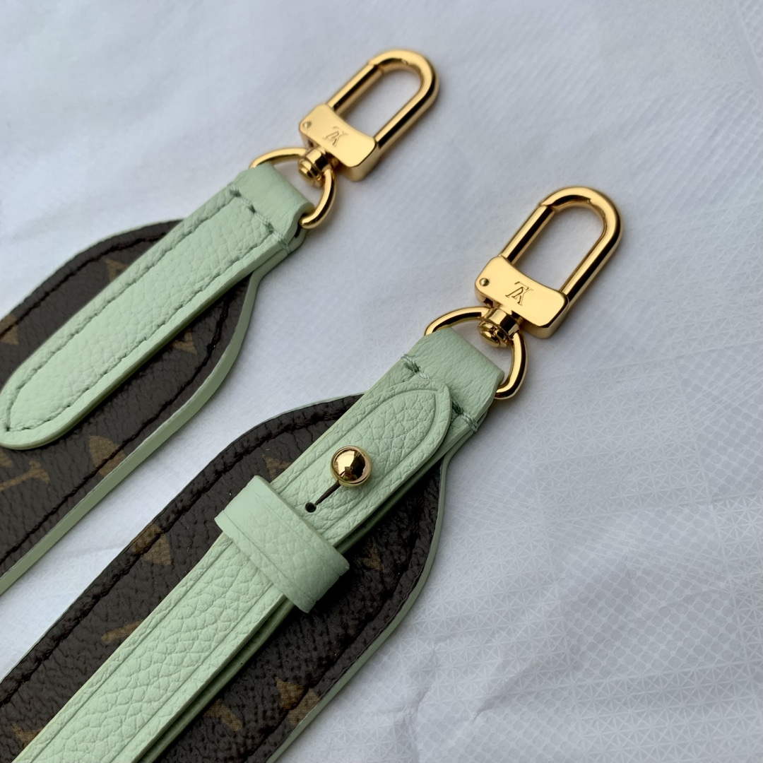 LV M24605 Louis Vuitton SPEEDY 18 LV&I Calf Leather Handbag Matcha Green | i1724312805 2628 2