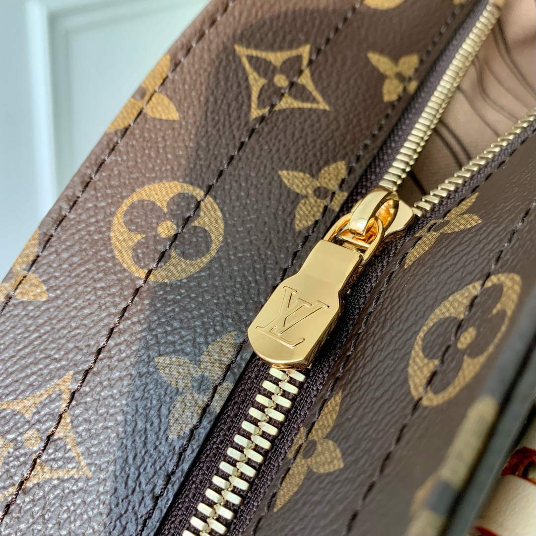 LV M47134 Louis Vuitton Classic Mezzo Bag Monogram | lv m47134 louis vuitton classic mezzo bag monogram 7
