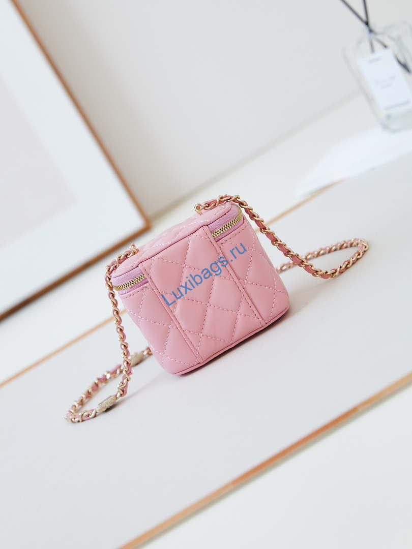Chanel AP4302 Mini Clutch Embossed Rhinestone with Chain Vanity Box bag Pink | chanel ap4302 mini clutch embossed rhinestone with chain vanity box bag 052 chanel ap4302 mini clutch embossed rhinestone with chain vanity box bag 052