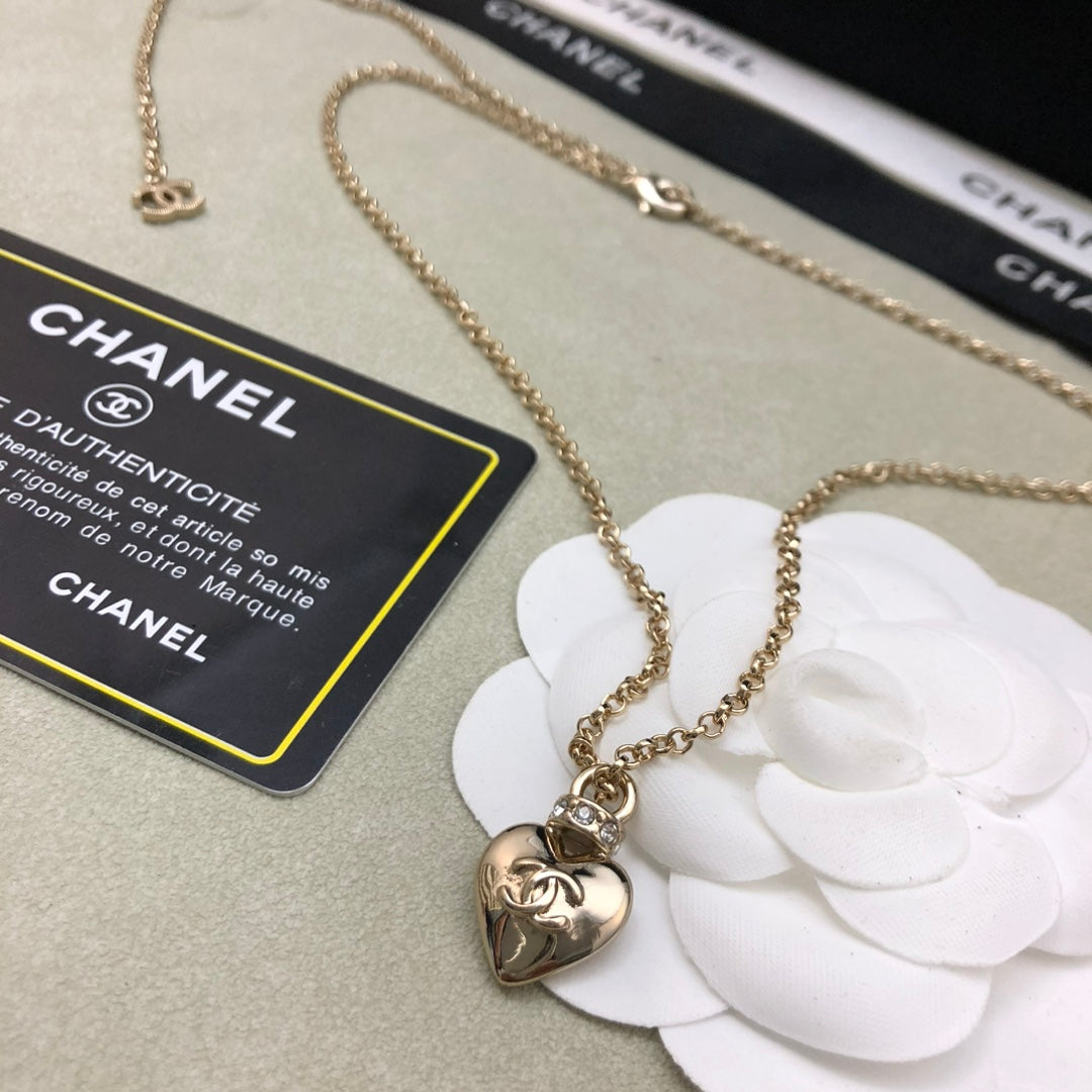 Chanel Pendant Necklace Gold & Crystal CC24051332 | chanel pendant necklace gold crystal cc24051332 5 chanel pendant necklace gold crystal cc24051332 5
