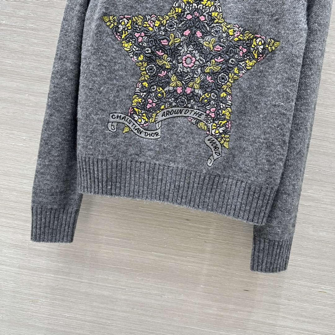 Dior Women's Floral embroidered long sleeves Sweater D38008 | dior womens floral embroidered long sleeves sweater d38008 005 dior womens floral embroidered long sleeves sweater d38008 005