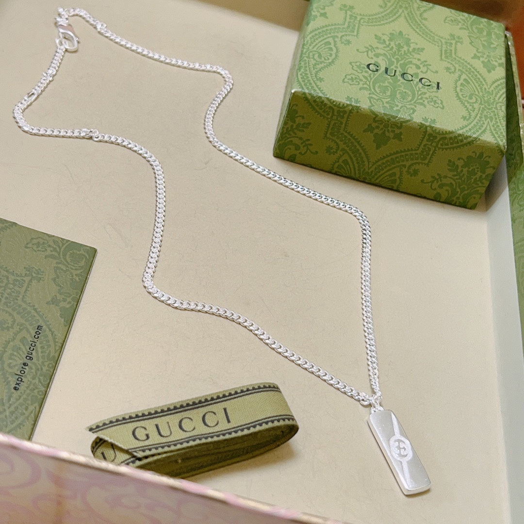 Gucci 774055 ‎ diagonal interlocking g necklace silver | gucci 774055 diagonal interlocking g necklace silver 5 gucci 774055 diagonal interlocking g necklace silver 5