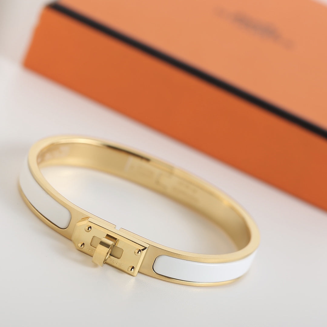 Hermes Mini Kelly bracelet H8121914 white | hermes mini kelly bracelet h8121914 white 4 hermes mini kelly bracelet h8121914 white 4