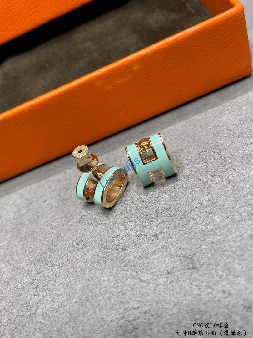 Hermes Pop H earrings H3611021 light green | hermes pop h earrings h3611021 light green 6 hermes pop h earrings h3611021 light green 6