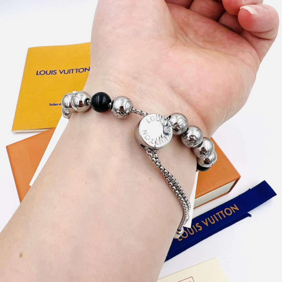 Louis Vuitton M00512 Monogram Beads Bracelet | louis vuitton m00512 monogram beads bracelet 5 louis vuitton m00512 monogram beads bracelet 5