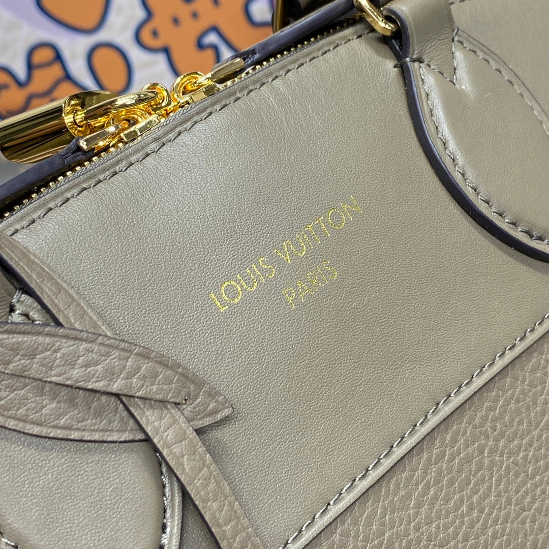 LV M22927 Louis Vuitton Lock It MM Bag Earth Brown | lv m22927 louis vuitton lock it mm bag earth brown 5 lv m22927 louis vuitton lock it mm bag earth brown 5