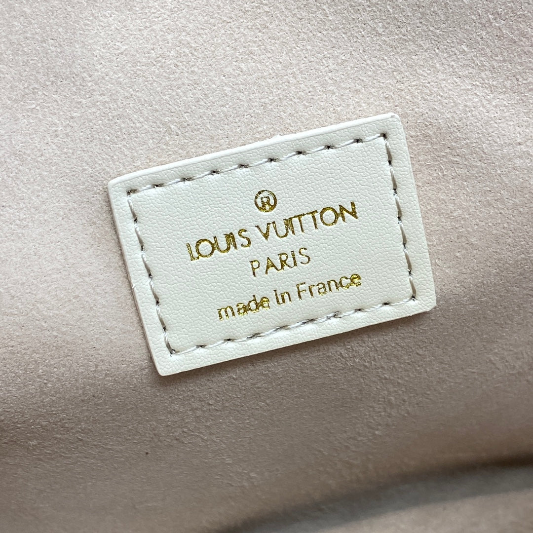 LV M23746 Louis Vuitton Saumur BB Handbag Quartz | lv m23746 louis vuitton saumur bb handbag quartz 9 lv m23746 louis vuitton saumur bb handbag quartz 9