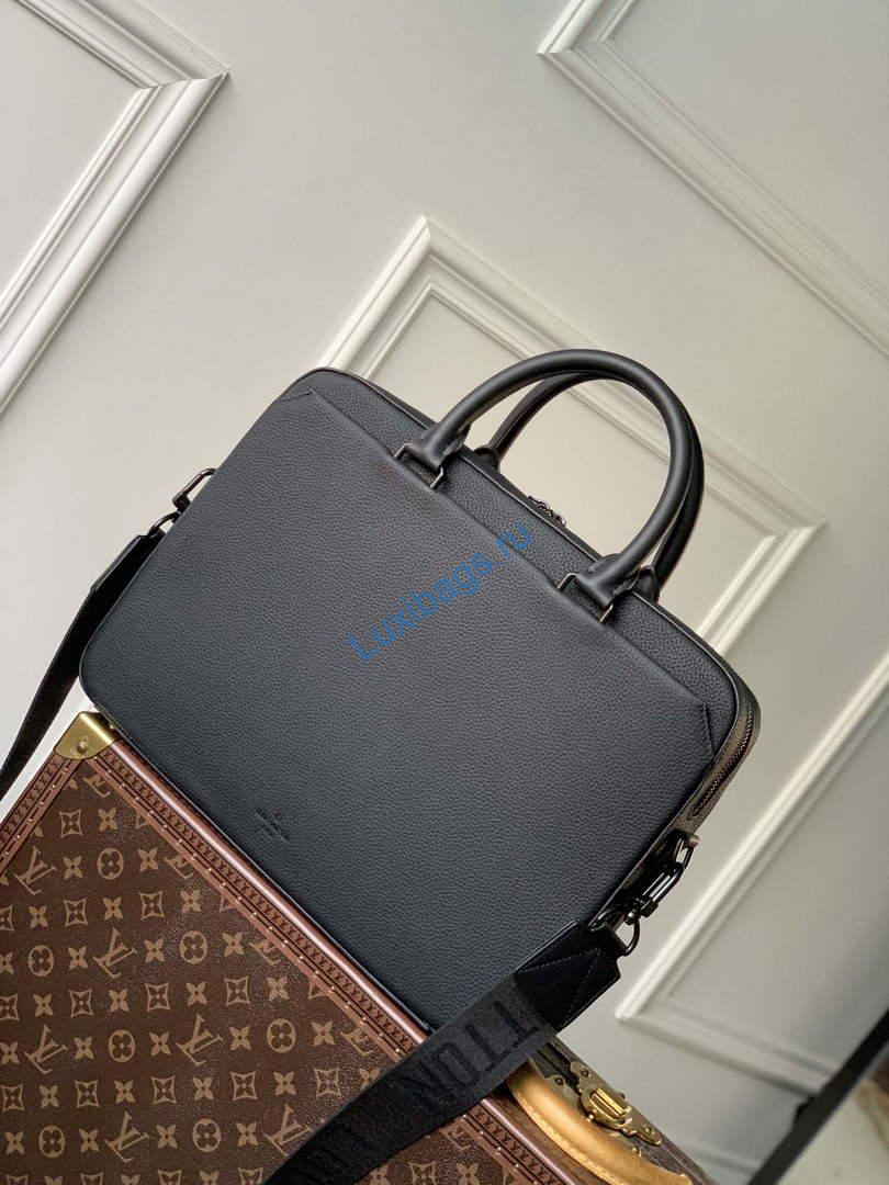 LV M23778 Louis Vuitton Pilot Briefcase Bag Black | lv m23778 louis vuitton pilot briefcase bag black 10 lv m23778 louis vuitton pilot briefcase bag black 10