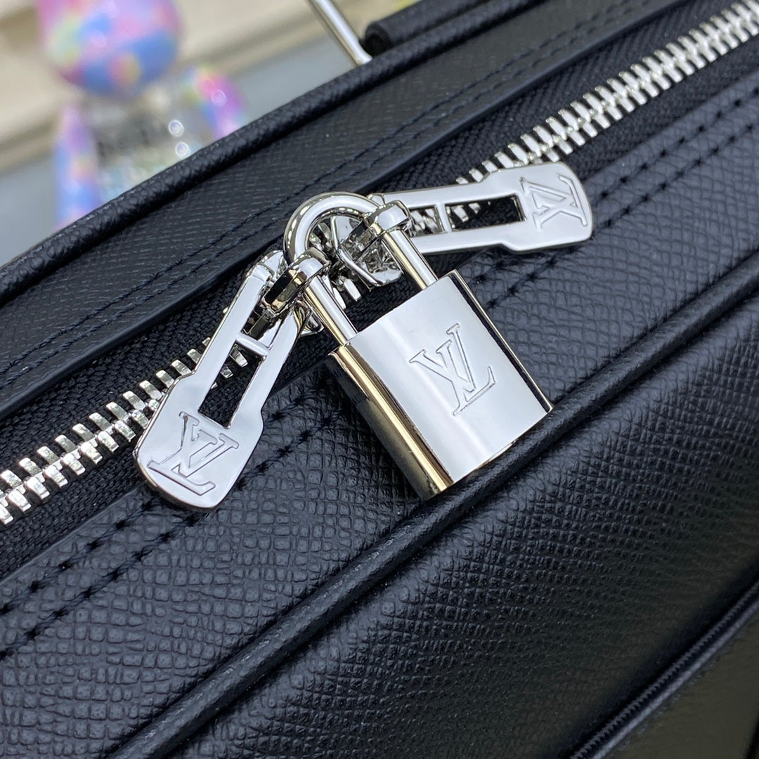 LV M30925 Louis Vuitton Porte-Documents Voyage PM Black | lv m30925 louis vuitton porte documents voyage pm black 10 lv m30925 louis vuitton porte documents voyage pm black 10