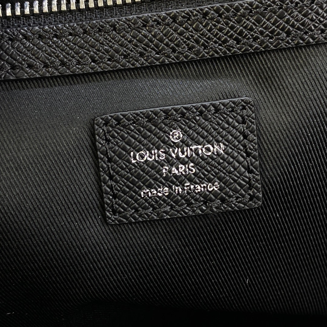 LV M30937 Louis Vuitton Weekend NM Tote Bag Black | lv m30937 louis vuitton weekend nm tote bag black 9 lv m30937 louis vuitton weekend nm tote bag black 9