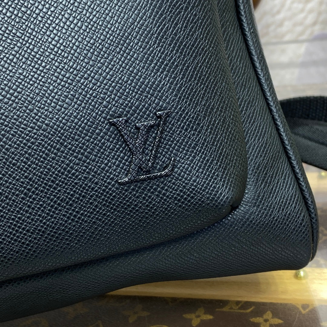 LV M30977 Louis Vuitton Avenue Backpack Taiga cowhide leather Black | lv m30977 louis vuitton avenue backpack taiga cowhide leather black 6 lv m30977 louis vuitton avenue backpack taiga cowhide leather black 6