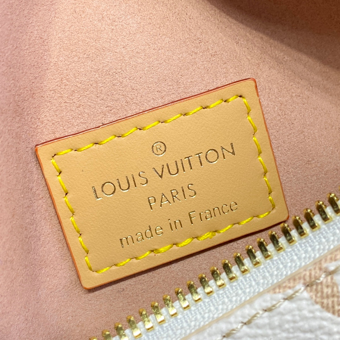 LV M46907 Louis Vuitton Side Trunk PM Bag Monogram white | lv m46907 louis vuitton side trunk pm bag monogram white 10 lv m46907 louis vuitton side trunk pm bag monogram white 10