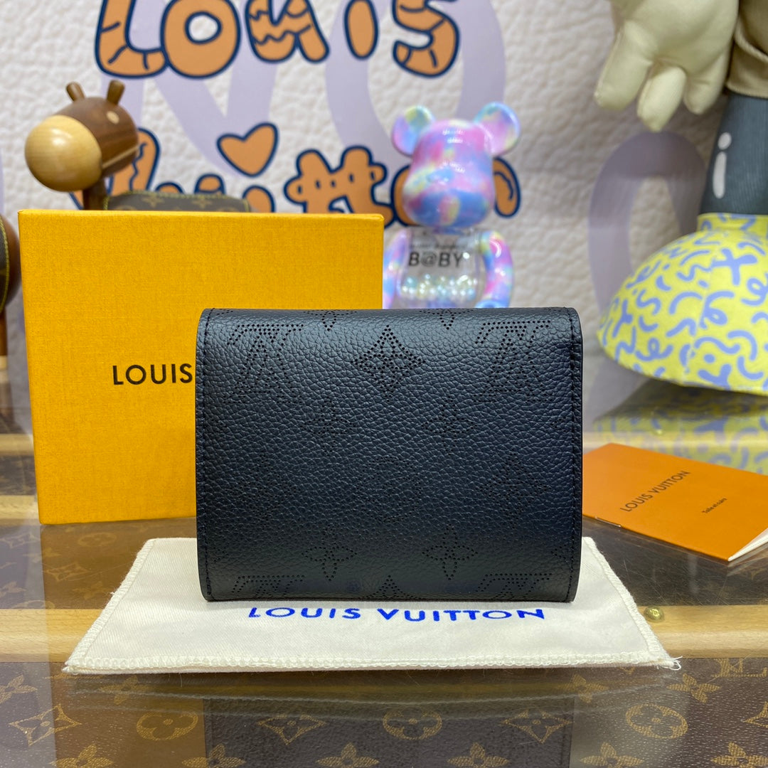 LV M62540 Louis Vuitton Iris Compact Wallet Black | lv m62540 louis vuitton iris compact wallet black 4 lv m62540 louis vuitton iris compact wallet black 4