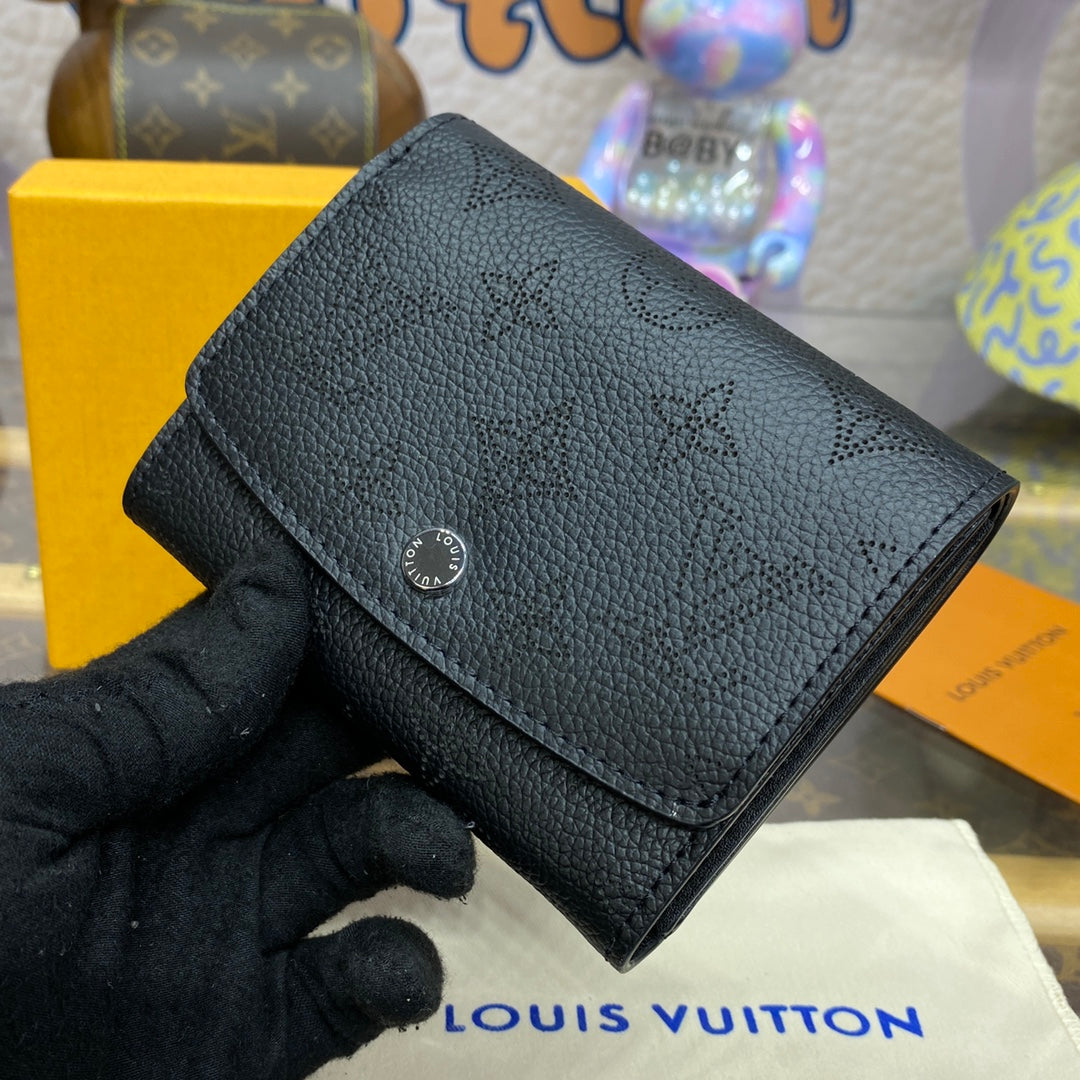 LV M62540 Louis Vuitton Iris Compact Wallet Black | lv m62540 louis vuitton iris compact wallet black 5 lv m62540 louis vuitton iris compact wallet black 5