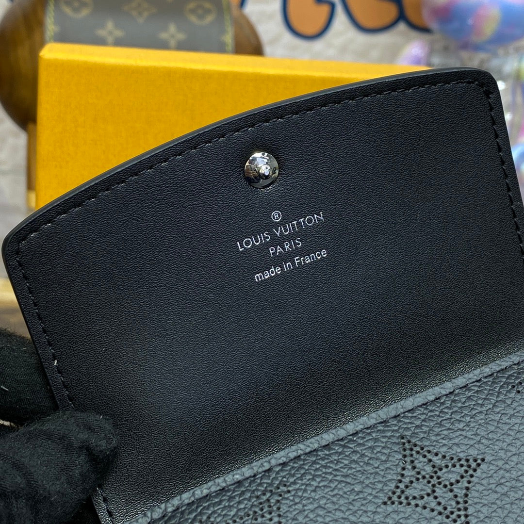 LV M62540 Louis Vuitton Iris Compact Wallet Black | lv m62540 louis vuitton iris compact wallet black 7 lv m62540 louis vuitton iris compact wallet black 7