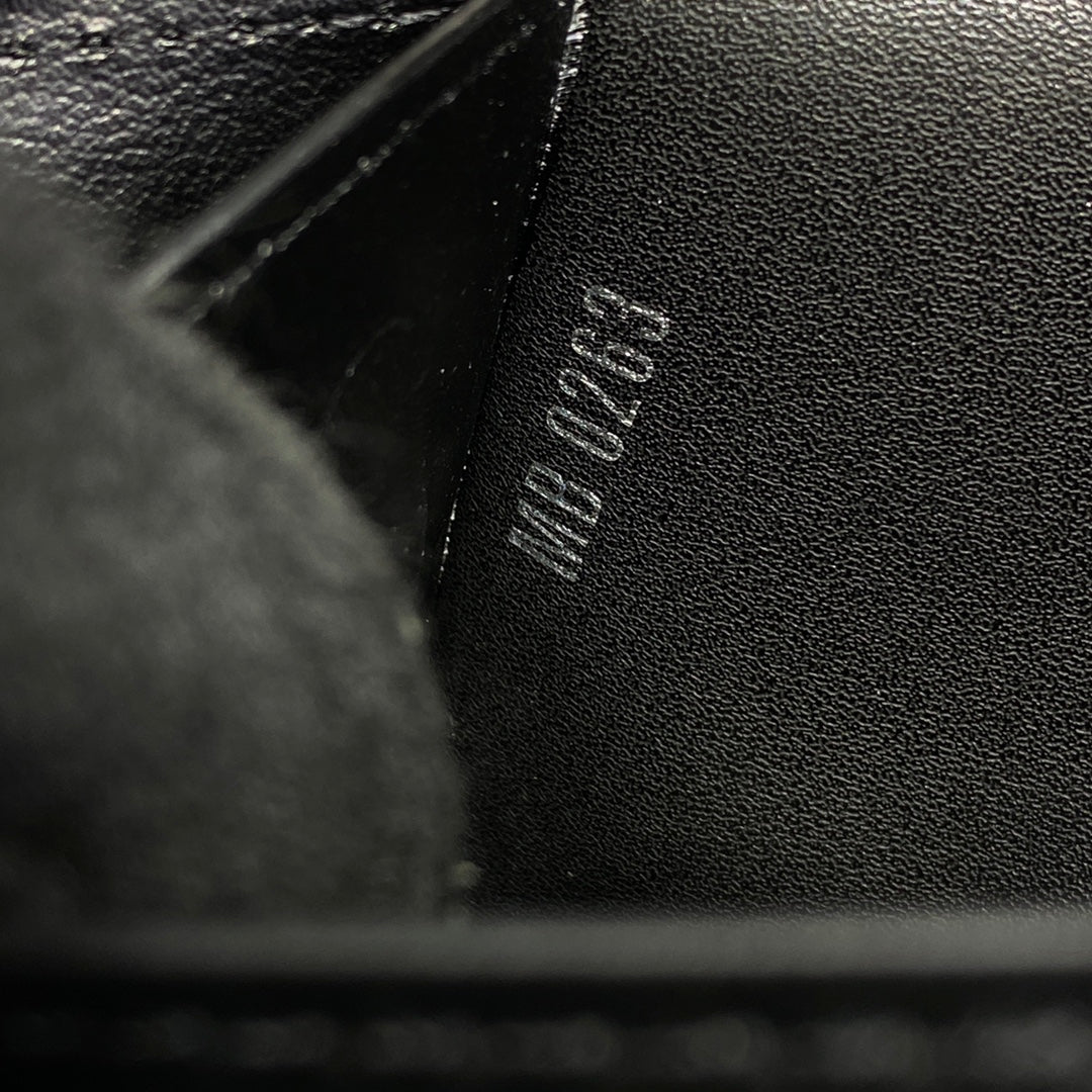 LV M62540 Louis Vuitton Iris Compact Wallet Black | lv m62540 louis vuitton iris compact wallet black 8 lv m62540 louis vuitton iris compact wallet black 8