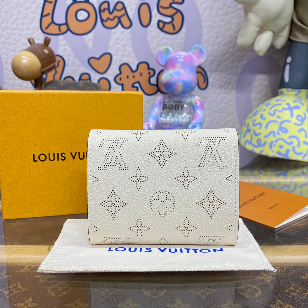 LV M62543 Louis Vuitton Iris Compact Wallet White | lv m62540 louis vuitton iris compact wallet white 2 lv m62540 louis vuitton iris compact wallet white 2