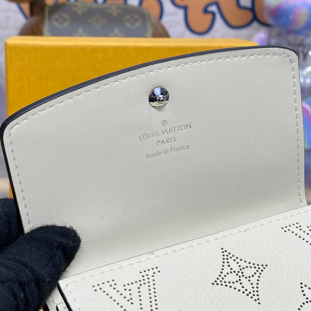 LV M62543 Louis Vuitton Iris Compact Wallet White | lv m62540 louis vuitton iris compact wallet white 6 lv m62540 louis vuitton iris compact wallet white 6