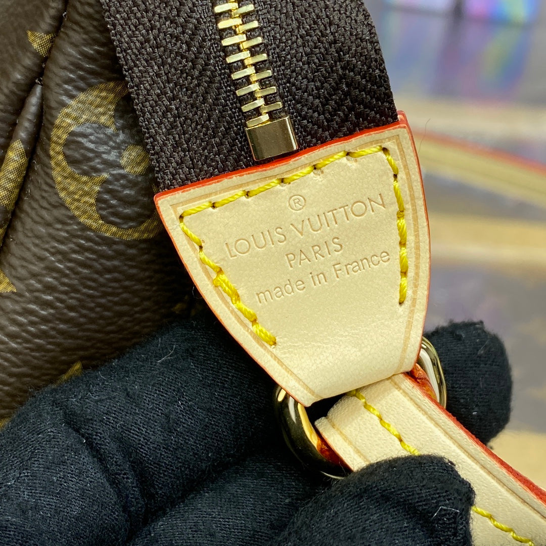 LV M82766 Louis Vuitton Pochette Accessoires Monogram | lv m82766 louis vuitton pochette accessoires monogram 6 lv m82766 louis vuitton pochette accessoires monogram 6