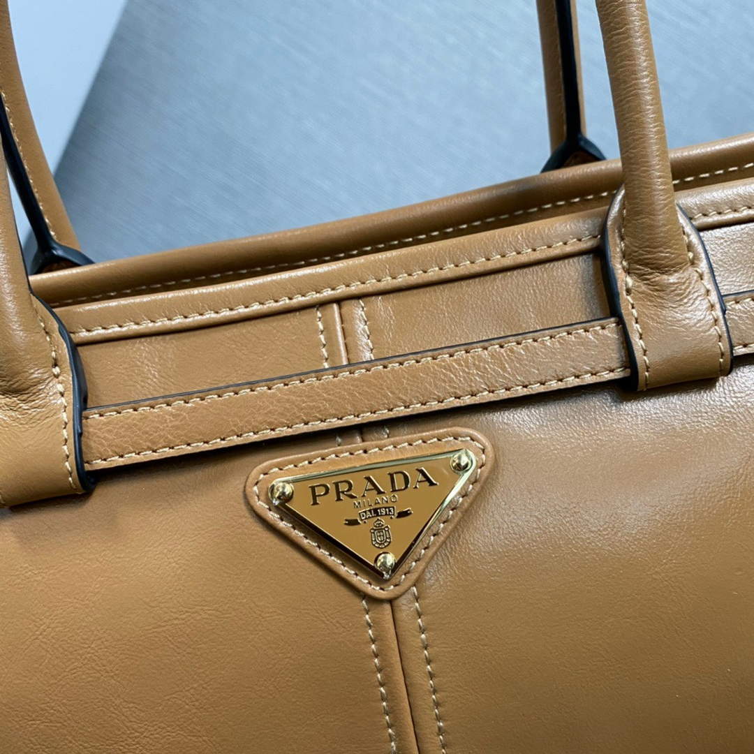 Prada 1BA426 Prada Medium leather handbag Cameo short handles | prada 1ba426 prada medium leather handbag cameo short handles 5 prada 1ba426 prada medium leather handbag cameo short handles 5